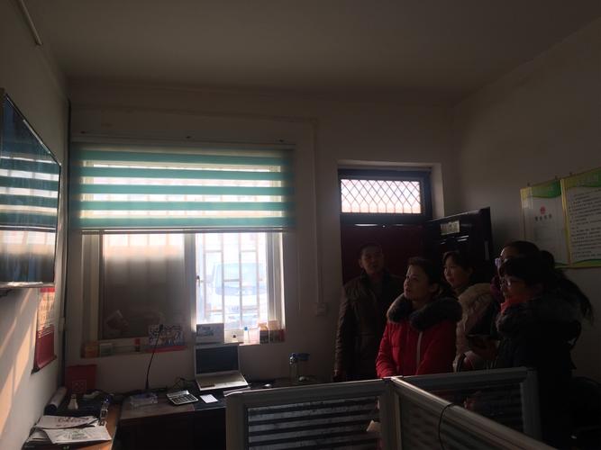 浮雕景墻如何為現代室內空間增添獨特深度感