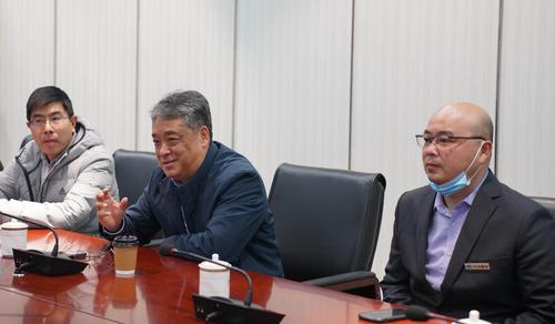 商業(yè)空間中的不銹鋼雕塑如何彰顯現(xiàn)代藝術(shù)魅力