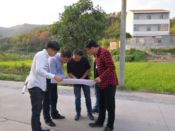 探討經(jīng)典不銹鋼雕塑作品的形式與材質(zhì)結(jié)合