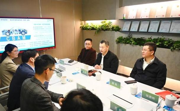 浮雕景墻在商業空間中的獨特作用與設計理念探討