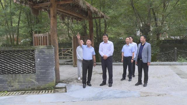 傳統雕塑藝術對現代不銹鋼雕塑的影響與轉變